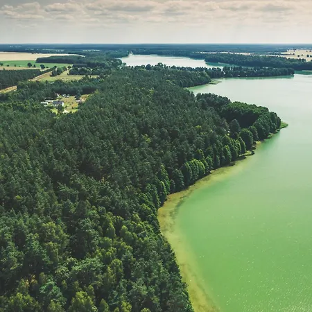 Latowisko אתר קמפינג *