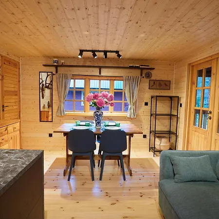 Latowisko Кемпинг